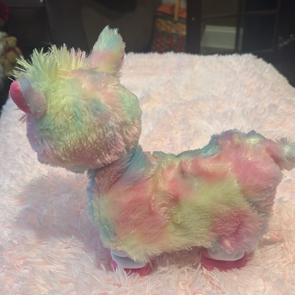 Boppi the Booty Shakin’ Llama by Zuru Pets Alive - Picture 10 of 11